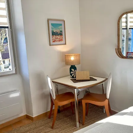 Aux 4 Logis - Le Terra - Petit Dejeuner Offert 1ere Nuit Апарт-отель 3*