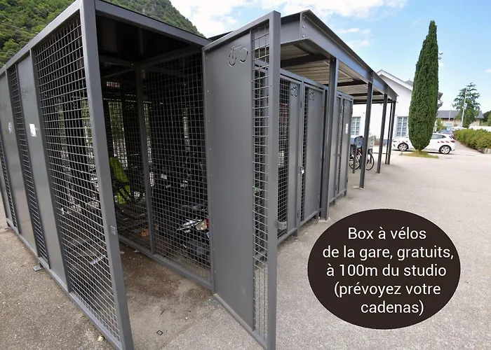 Aux 4 Logis - Le Terra - Petit Déjeuner Offert 1ère Nuit Foix