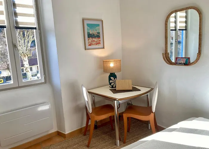 Aux 4 Logis - Le Terra - Petit Déjeuner Offert 1ère Nuit Appart hôtel 3*